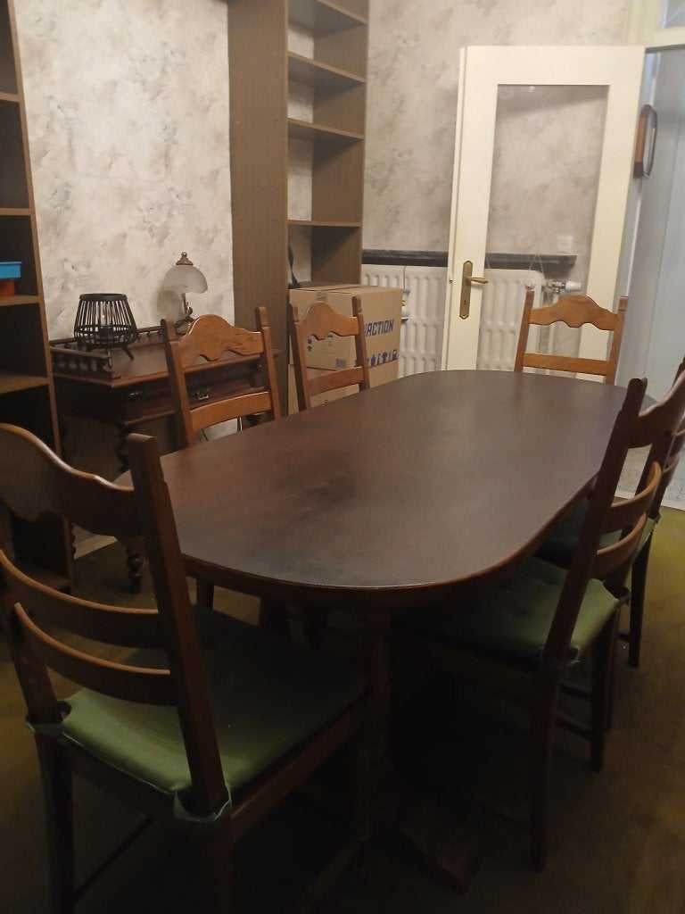 Table salle à manger avec ses 6 chaises, Enlèvement, Utilisé