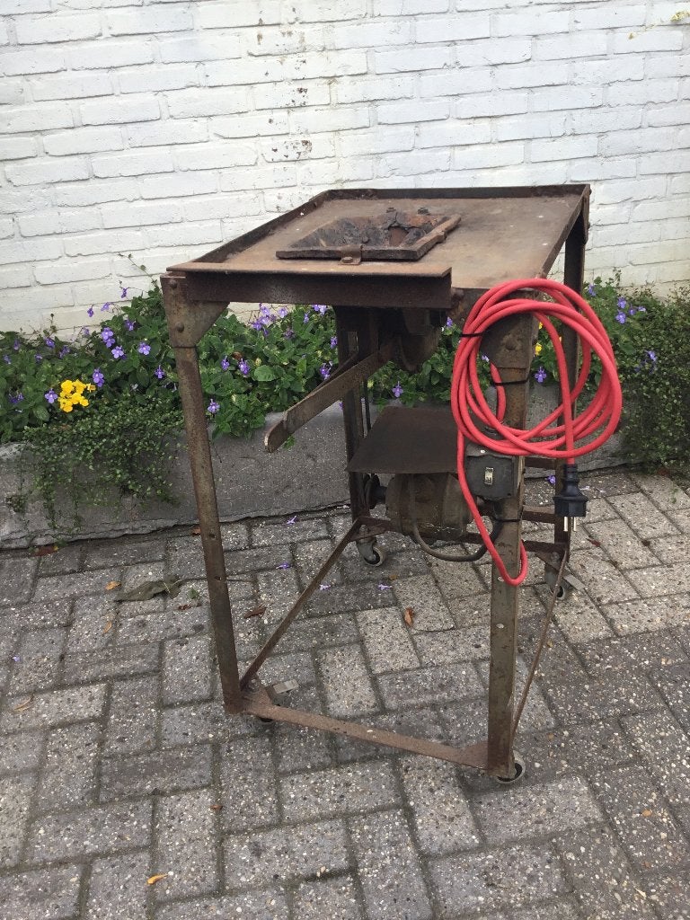 Smidsvuur (Mobiel), Ophalen, Gebruikt, IJzer