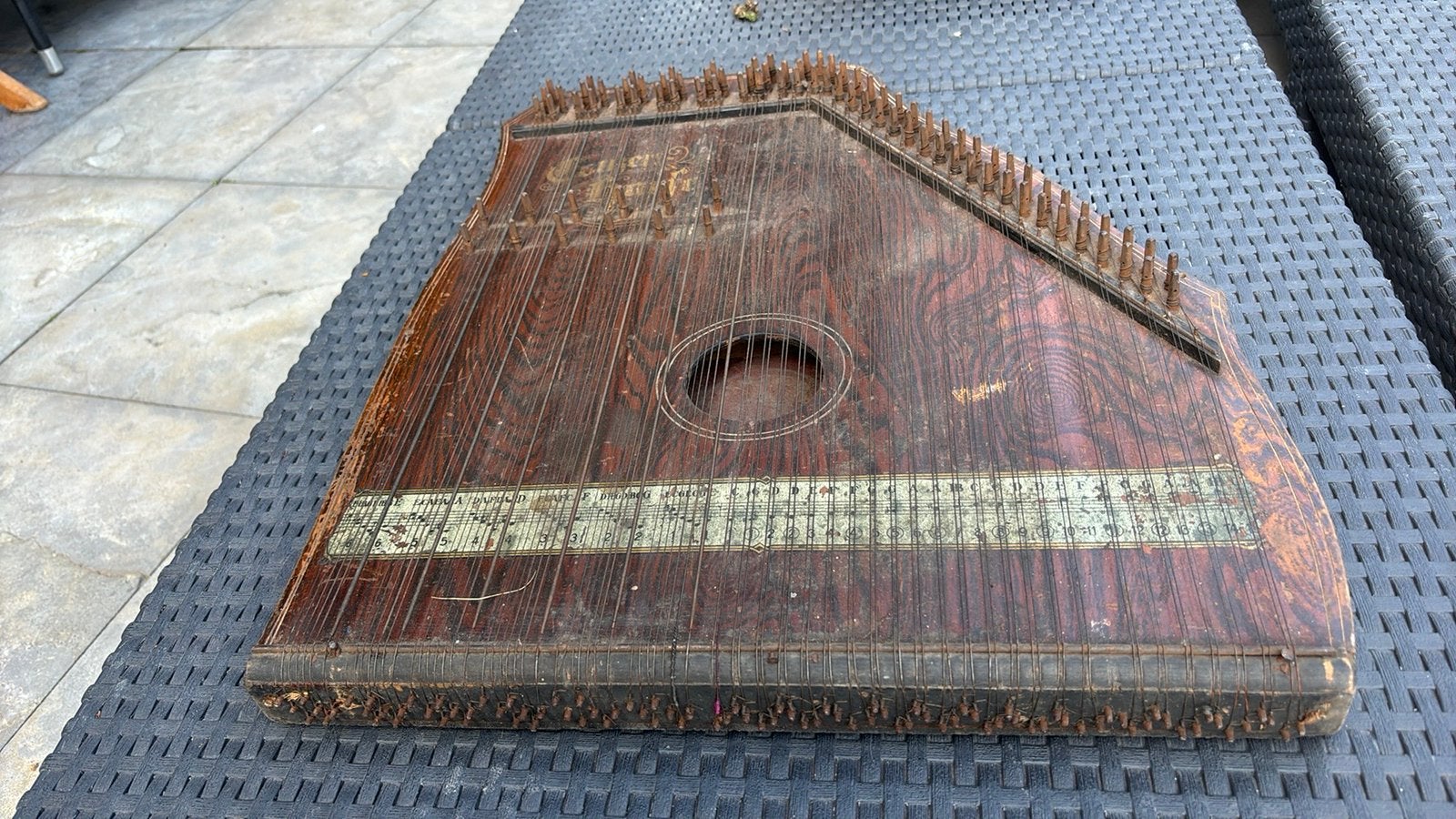 Instrument à cordes ancien, Musique & Instruments, Enlèvement, Utilisé