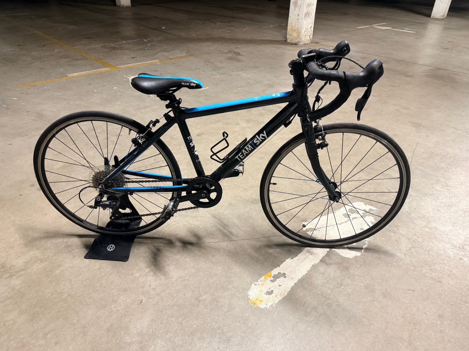 Koersfiets Team SKY, Fietsen en Brommers, Ophalen, Zo goed als nieuw