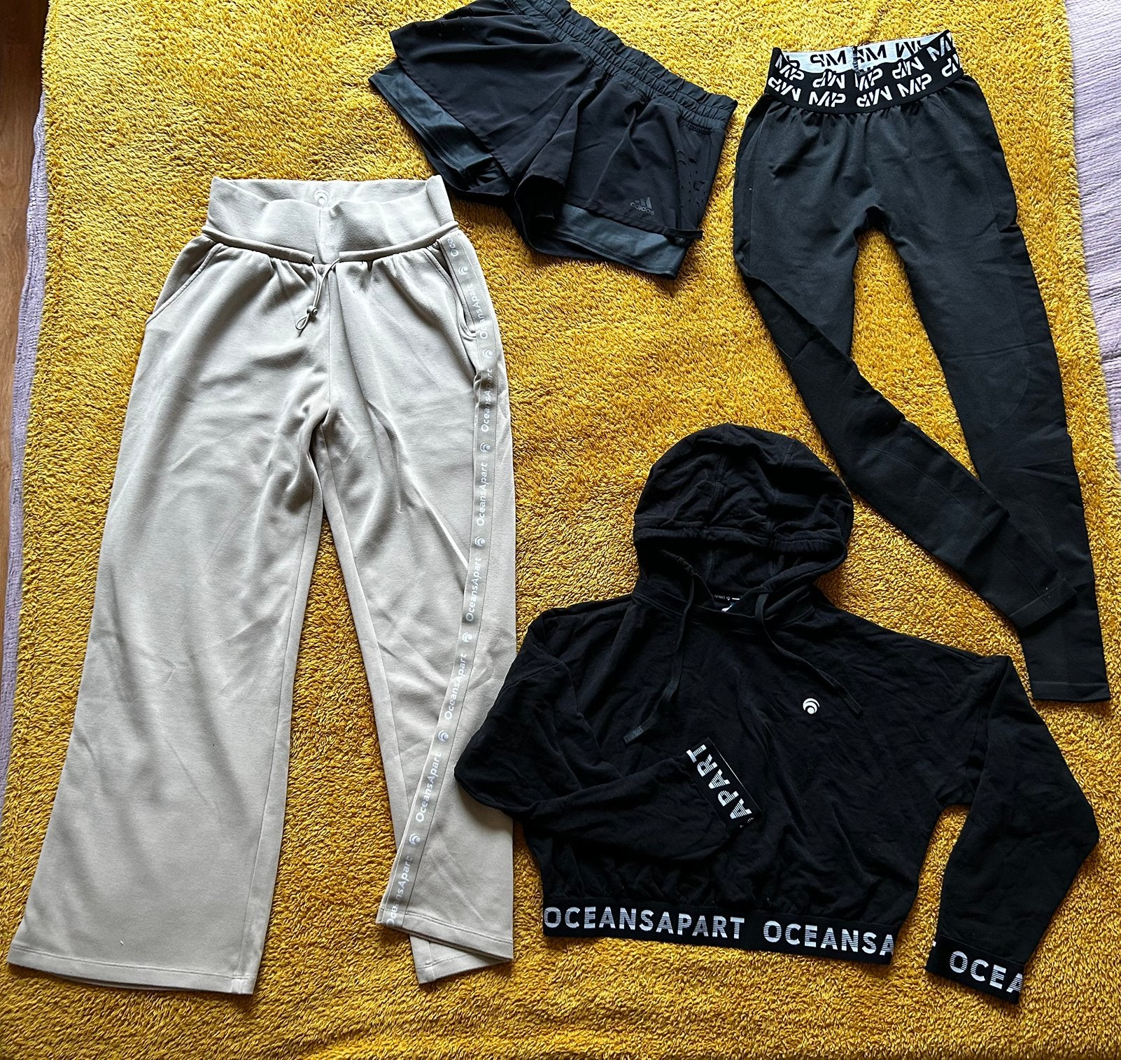 Vêtements de sport femme, Enlèvement, Comme neuf, Beige