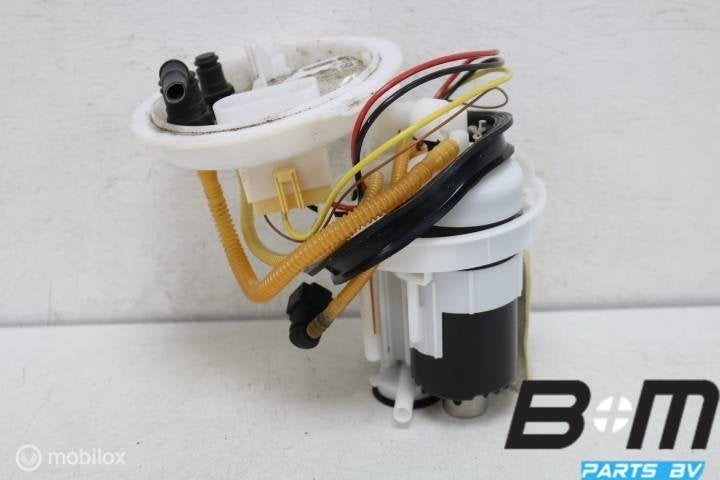 Benzinepomp Audi A4 8W 8W0919087M, Gebruikt