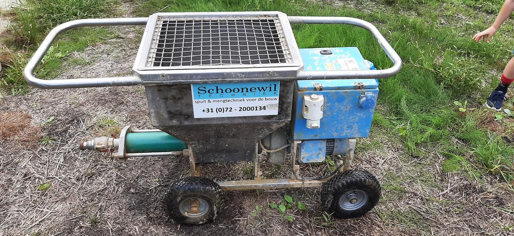 Spuitmachine met dwangmenger, Enlèvement, Comme neuf