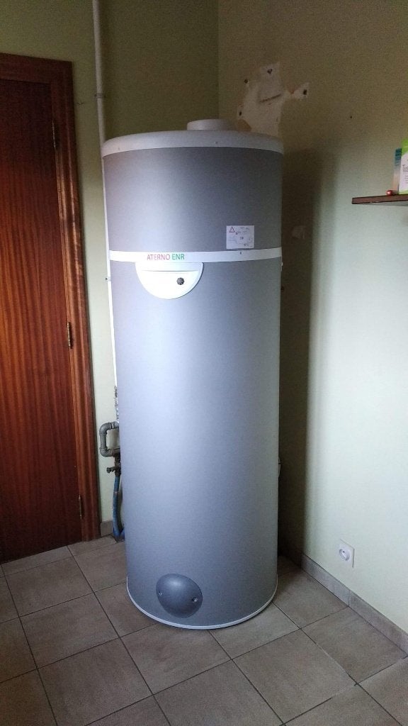 Chaudière à pompe à chaleur Aterno Vivo 270 270 L, Bricolage & Construction, Enlèvement, 3 à 5 ans, 100 litres ou plus, Boiler