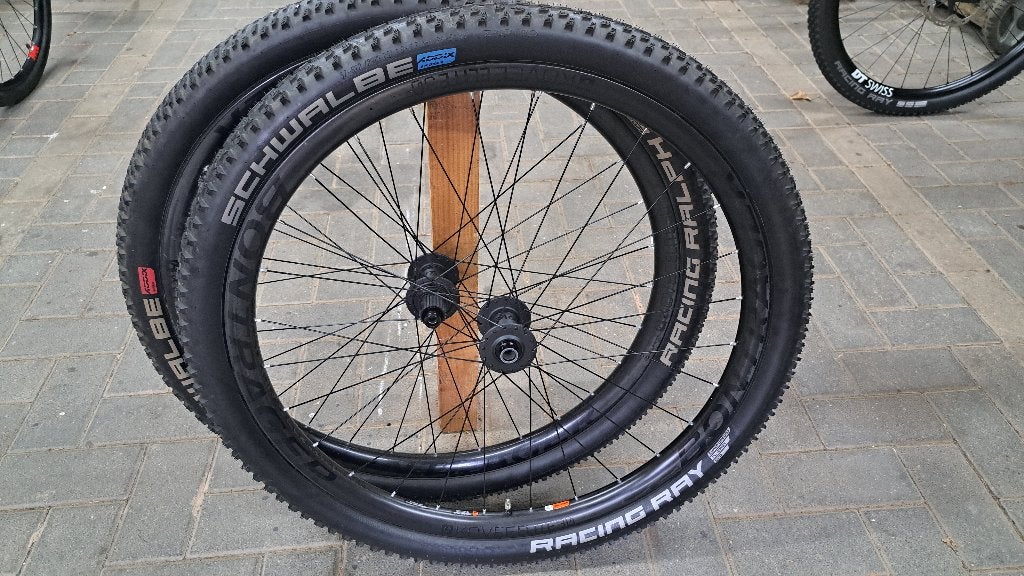 Bontrager Kovee elite 30 MTB wielen, Fietsen en Brommers, Fietsonderdelen, Gebruikt, Mountainbike, Carbon, Ophalen