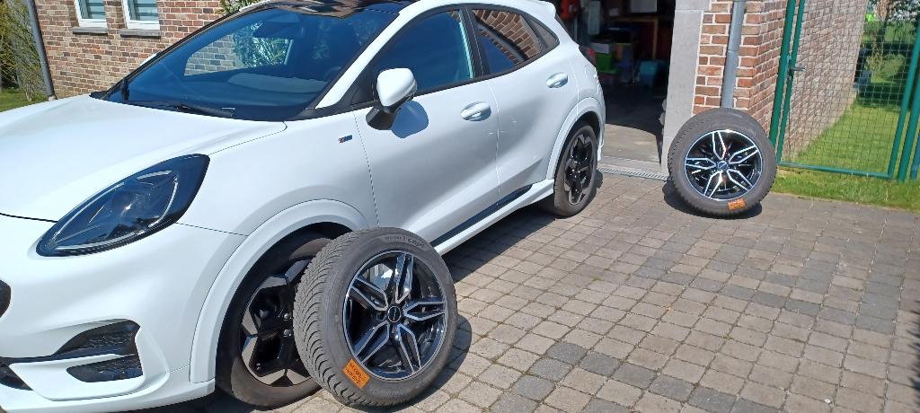 IN BESLAG TE NEMEN 215-55 R 17 FORD PUMA wintervelgen, Auto-onderdelen, Banden en Velgen, Ophalen, 215 mm, Banden en Velgen, Nieuw