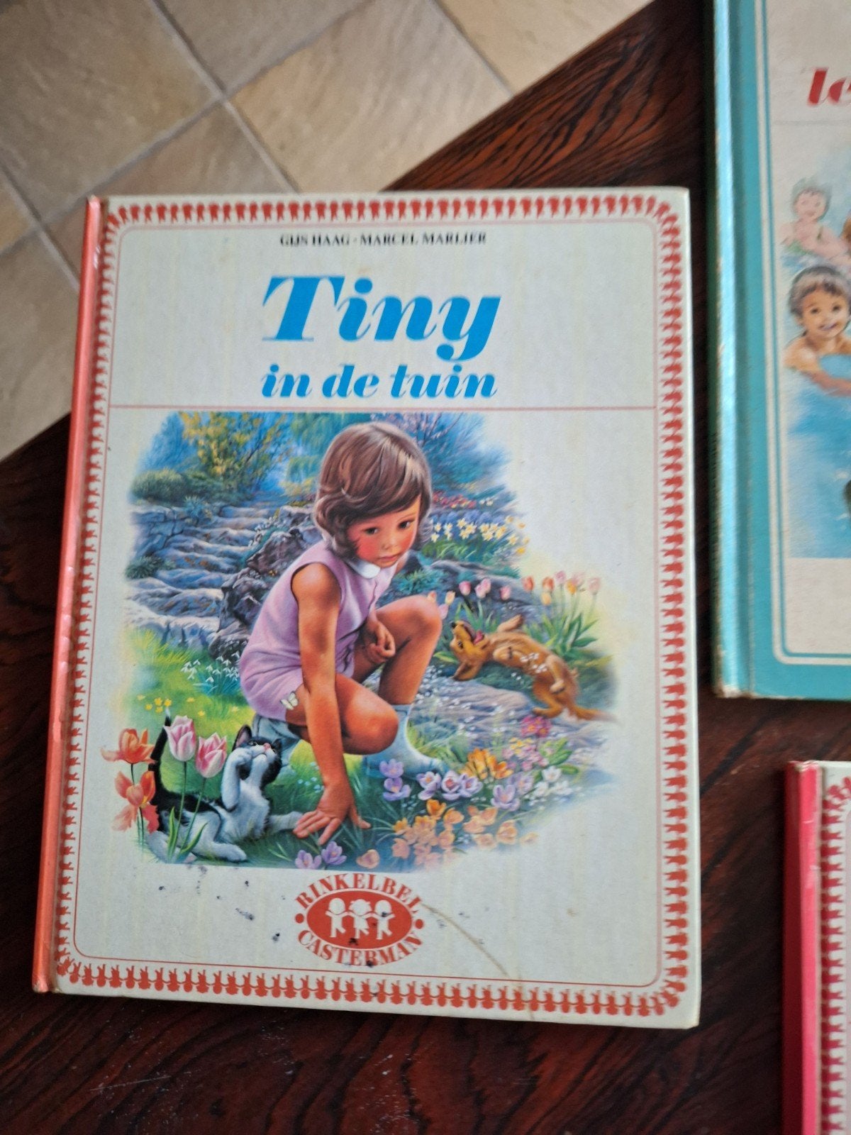 Boeken van Tiny, Enlèvement, Utilisé