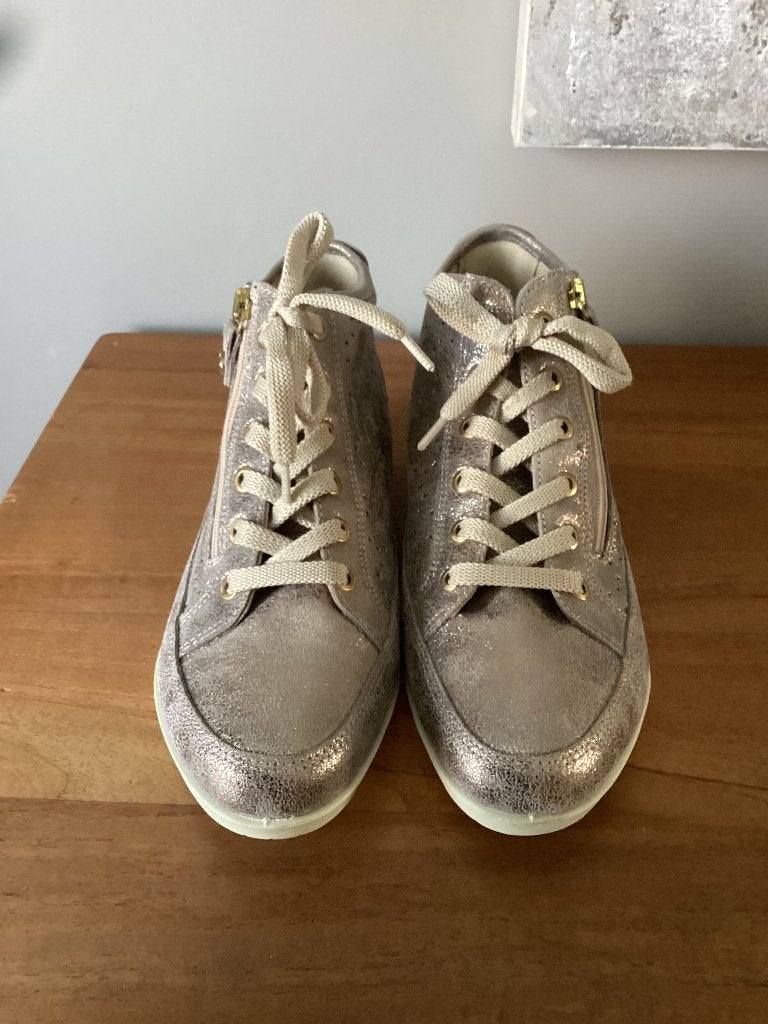 Veterschoenen/ sneakers Enval 38 nieuw, Beige, Nieuw, Ophalen of Verzenden, Enval soft