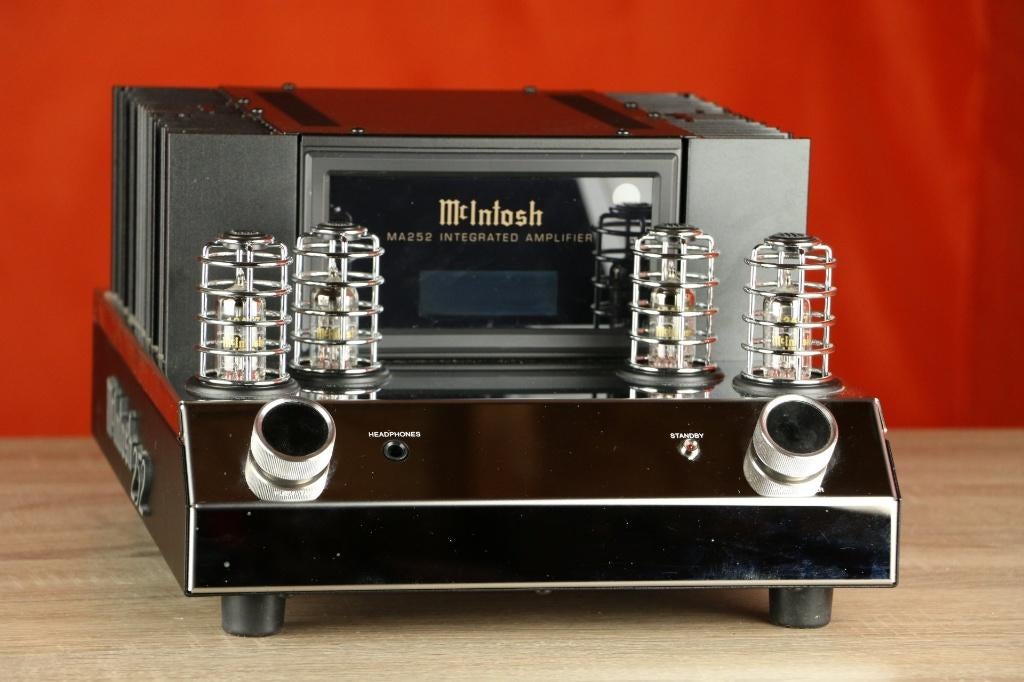 McIntosh MA252 / MA 252 - 5 weken oud. Inruil? Let us know!, Ophalen of Verzenden, Zo goed als nieuw, Stereo, 120 watt of meer