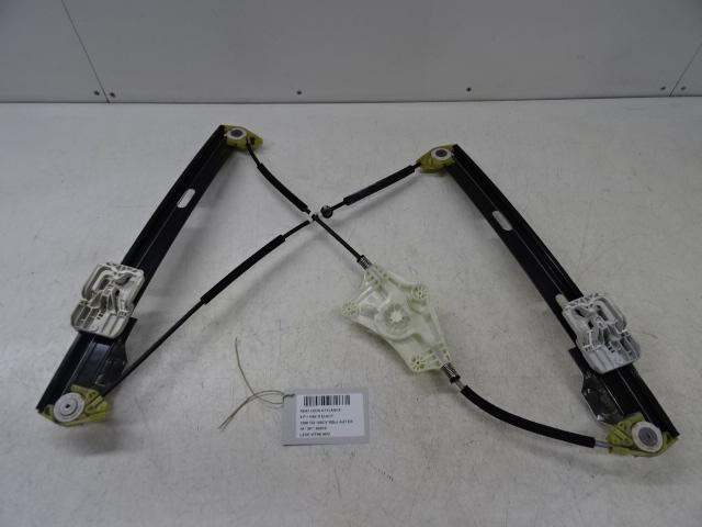 RAAMMECHANIEK RECHTS VOOR Seat Leon (5FB) (01-2012/06-2020), Gebruikt, Seat