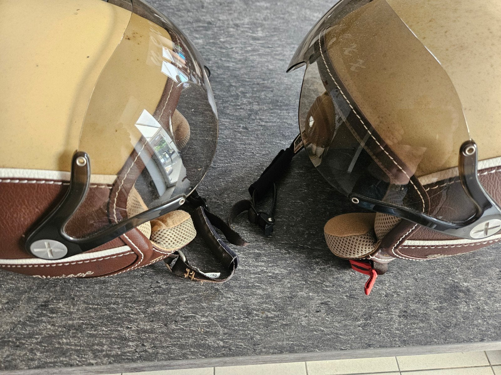 Casques 2 pièces, Enlèvement