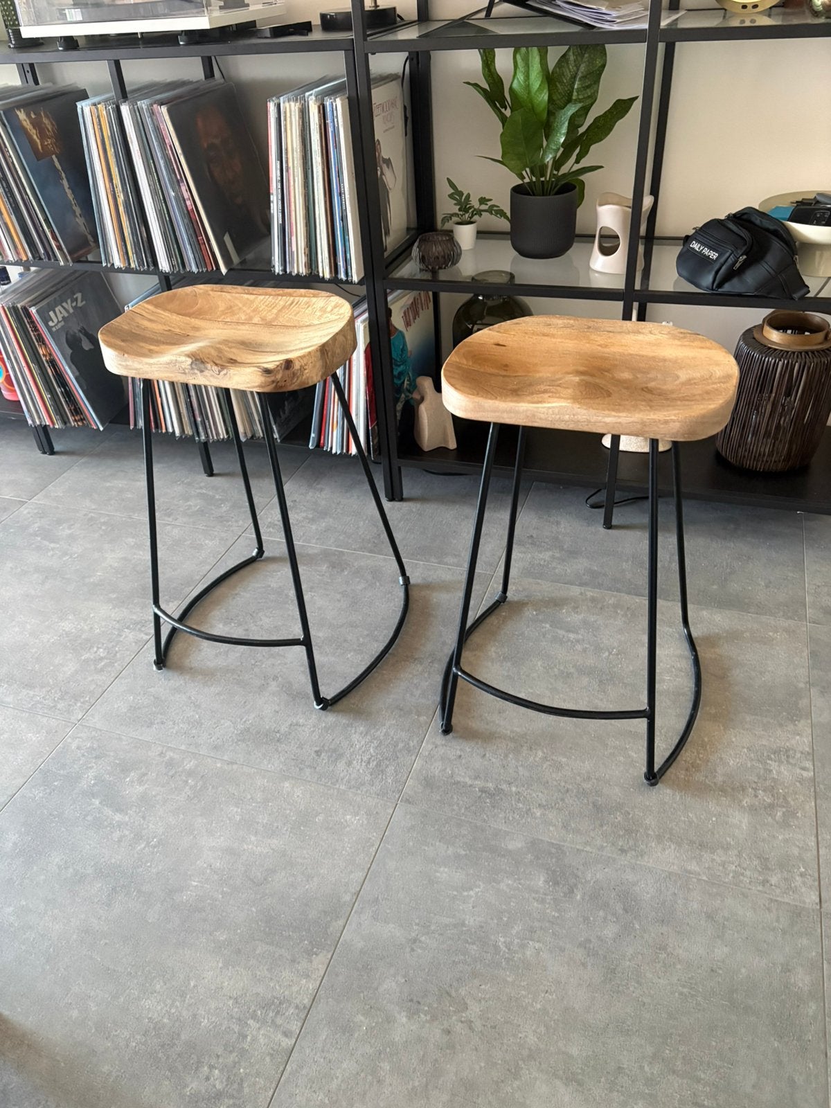 2 lage krukjes, 2 tabourets, Enlèvement, Utilisé, Bois
