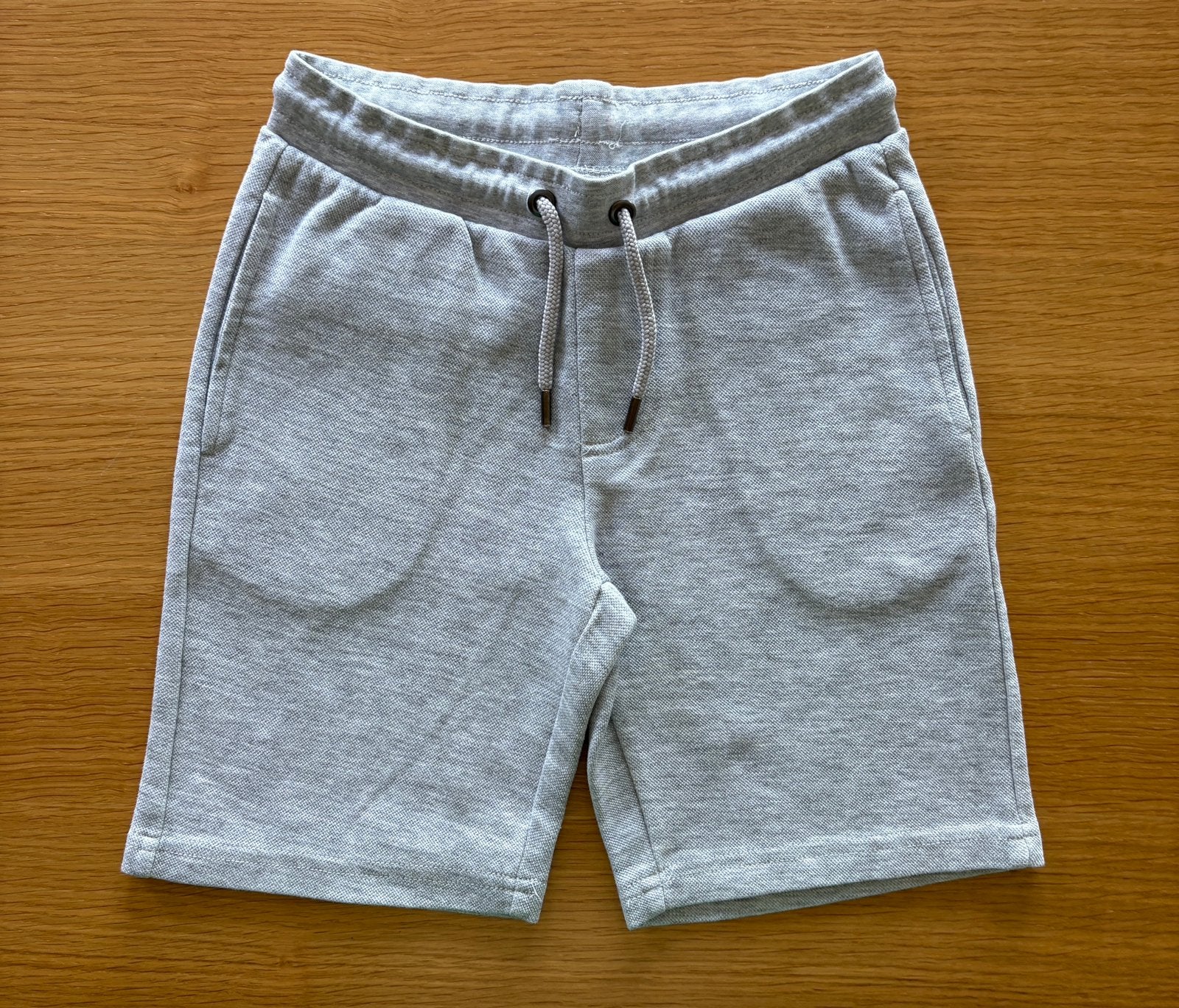 Short / Bermuda gris BESTies / JBC - 10 ans - 7€, Enlèvement ou Envoi, Comme neuf, Garçon