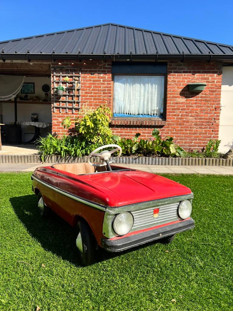Moskvich Pedal Car, Ophalen