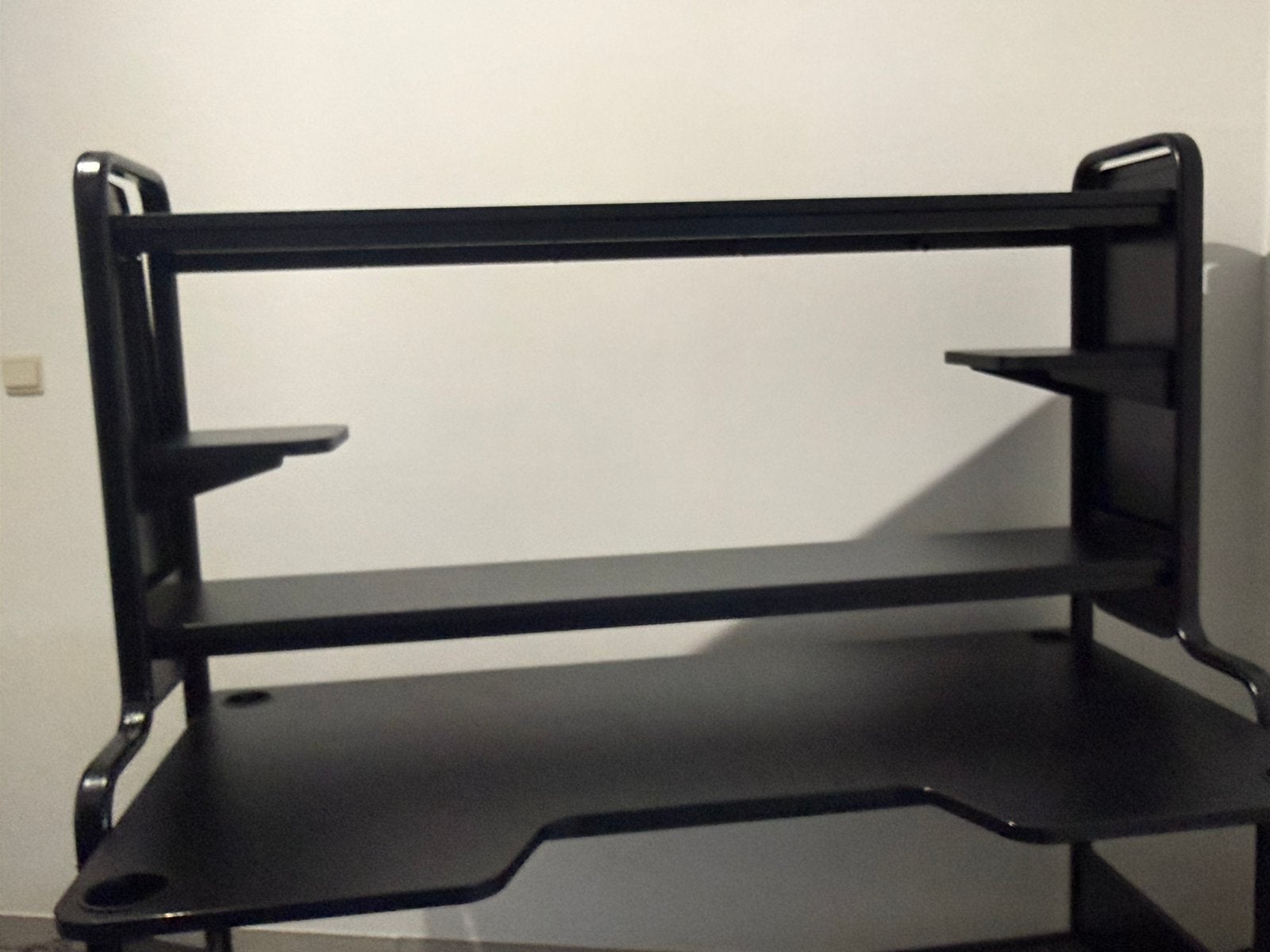 Bureau fredde gaming ikea, Enlèvement, Comme neuf