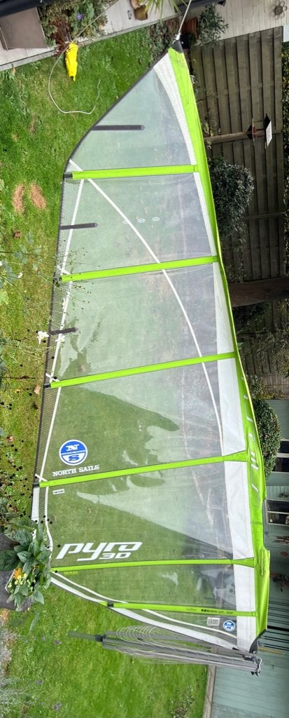 Windsurfzeil North Sails Set compleet, carbon mast, giek, Ophalen, Gebruikt, 6.5 m² tot 8 m², North Sails