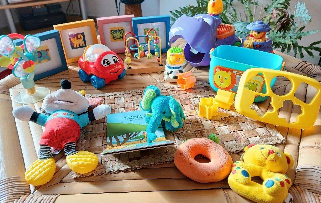 Lot articles & jouets enfant/bébé, Kinderen en Baby's, Ophalen, Gebruikt, Jongen of Meisje