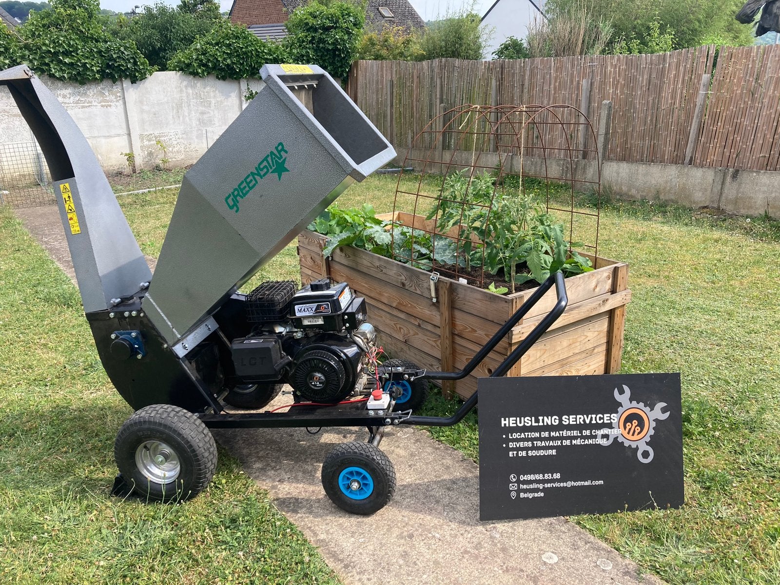 Location broyeur de branche 80mm, Jardin & Terrasse, Enlèvement, Comme neuf, Essence