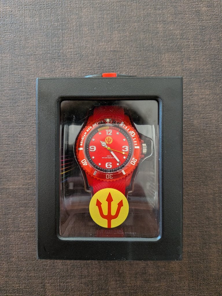 ICE-Watch Belgian Red Devils-horloge 016099, Bijoux, Sacs & Beauté, Montre-bracelet, Autres marques, Comme neuf, Enlèvement