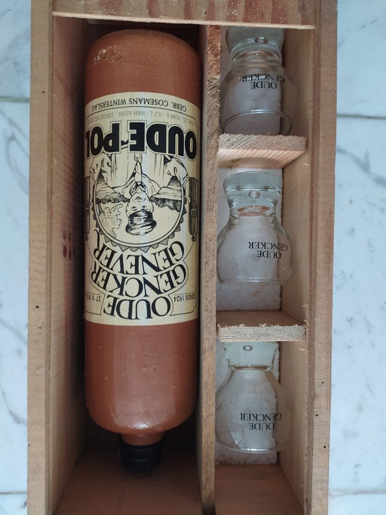 Oude Pol oude genever, Ophalen