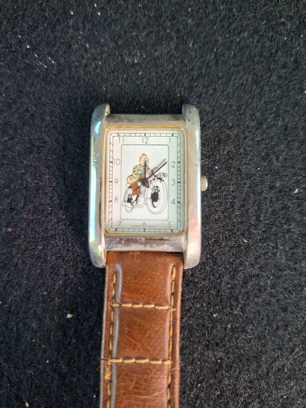 Montre tintin. Rendez-vous sur Bruxelles charleroi nivelles, Enlèvement ou Envoi