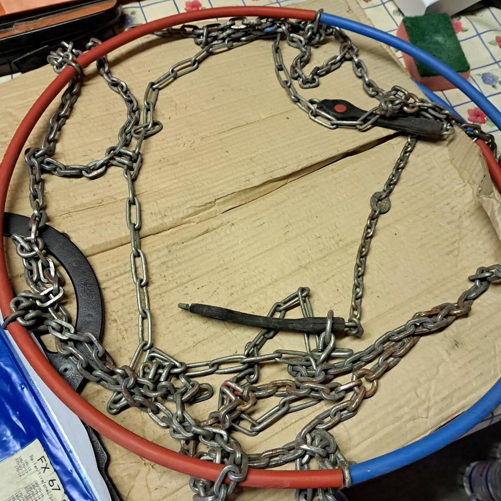 sneeuwkettingen, Enlèvement, Utilisé