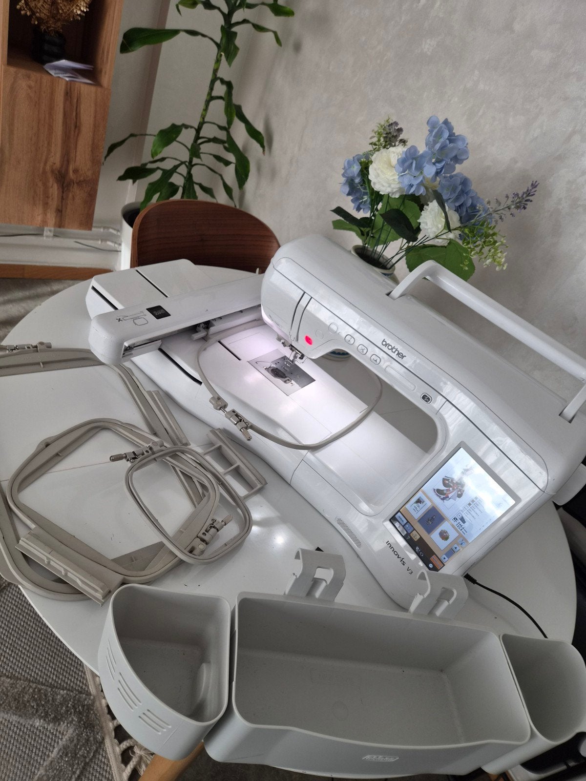 Borduurmachine Brother innov-is V3, Hobby en Vrije tijd, Ophalen, Borduurmachine
