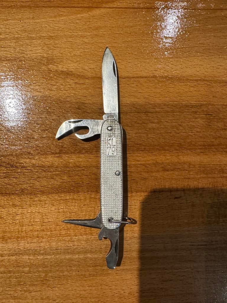 Nederlandse leger zakmes uit 1979 Amefa (Victorinox), Ophalen of Verzenden