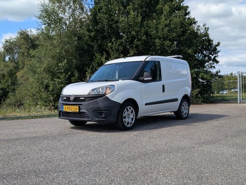 Bedrijfsauto, FIAT, Doblò CARGO 1.4 T-Jet Natural Power L1H, Auto's, 173 g/km, Euro 6, 4 cilinders, 120 pk