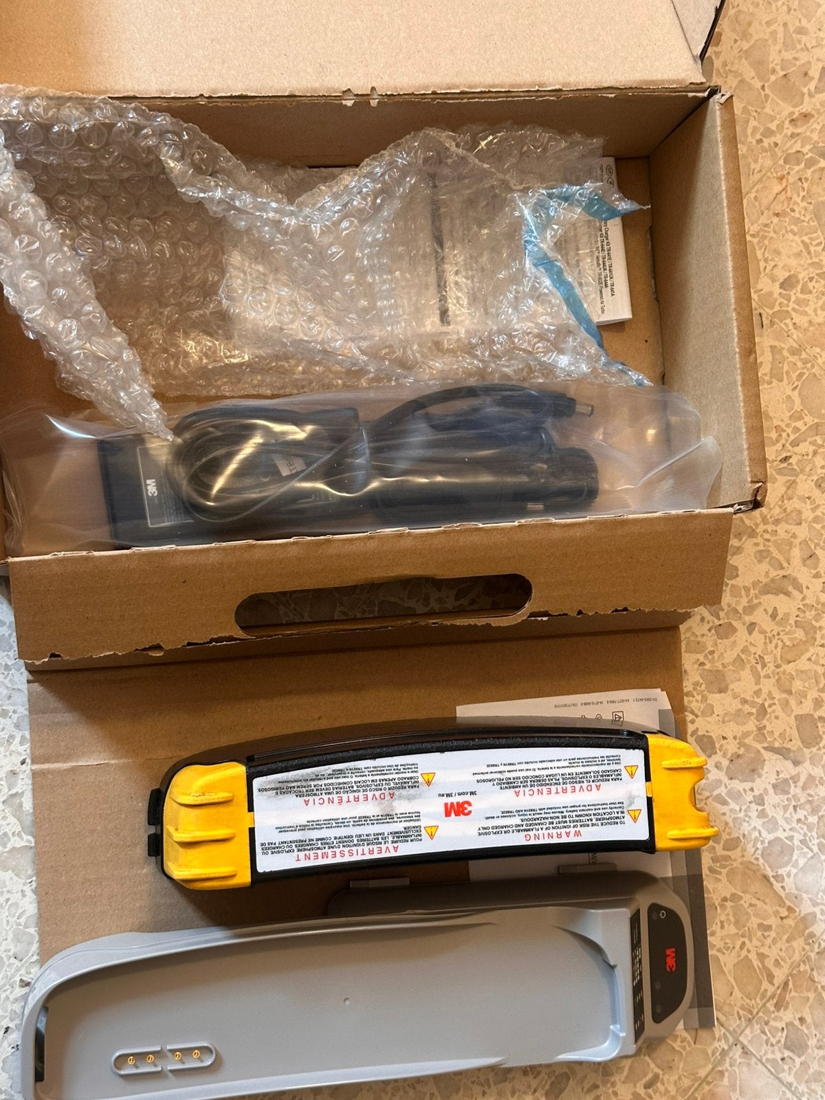2 Chargeur et 2 batterie 3M, Muziek en Instrumenten, Ophalen of Verzenden, Nieuw