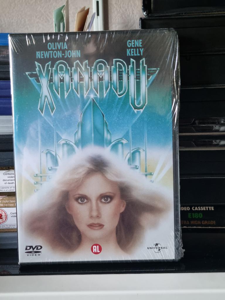 Xanadou, Olivia Newton-John, Gene Kelly, Enlèvement ou Envoi