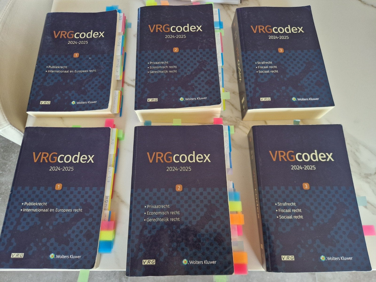 VRG Codex 2024-2025, Boeken, Studieboeken en Cursussen, Ophalen