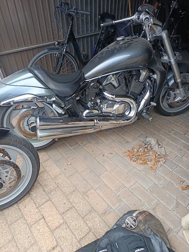 suzuki vzr 1800  r   thunderbike uitlaat, Motoren, 2 cilinders, Chopper, Gebruikt, Particulier