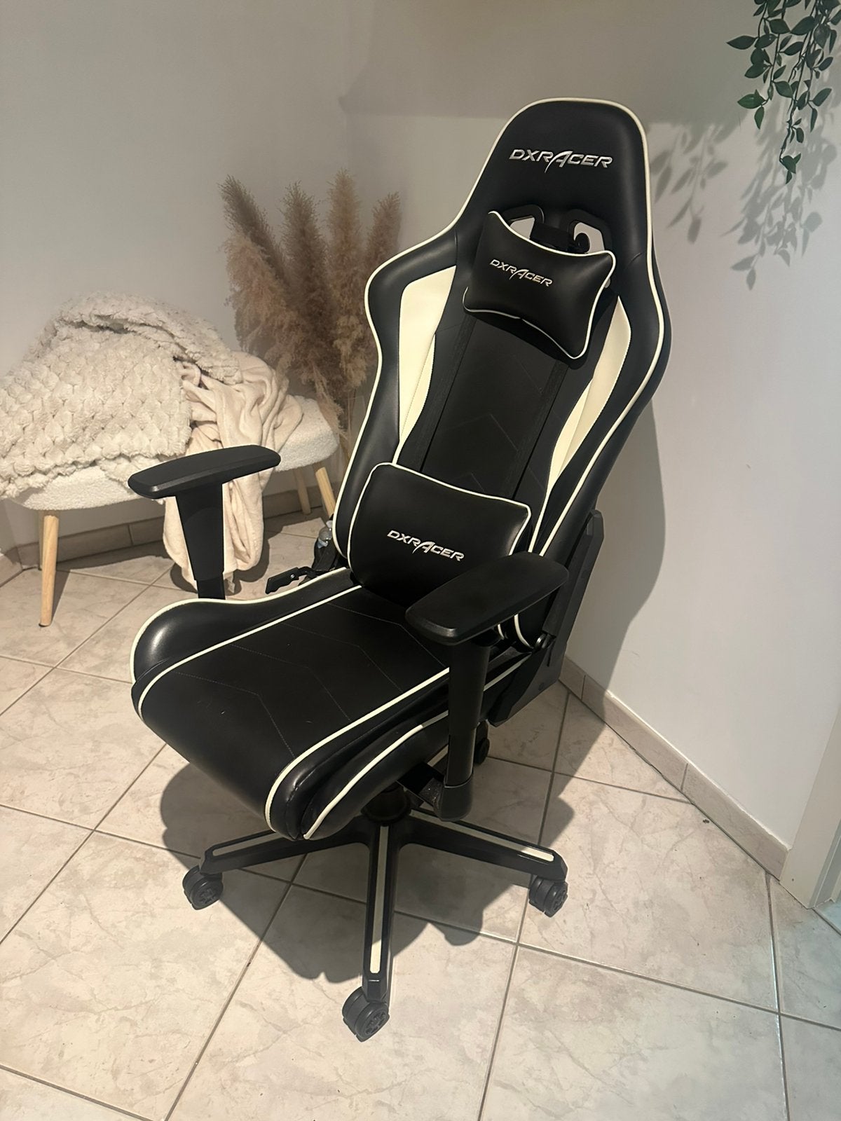 DXRacer stoel, Huis en Inrichting, Fauteuils, Ophalen, Zo goed als nieuw