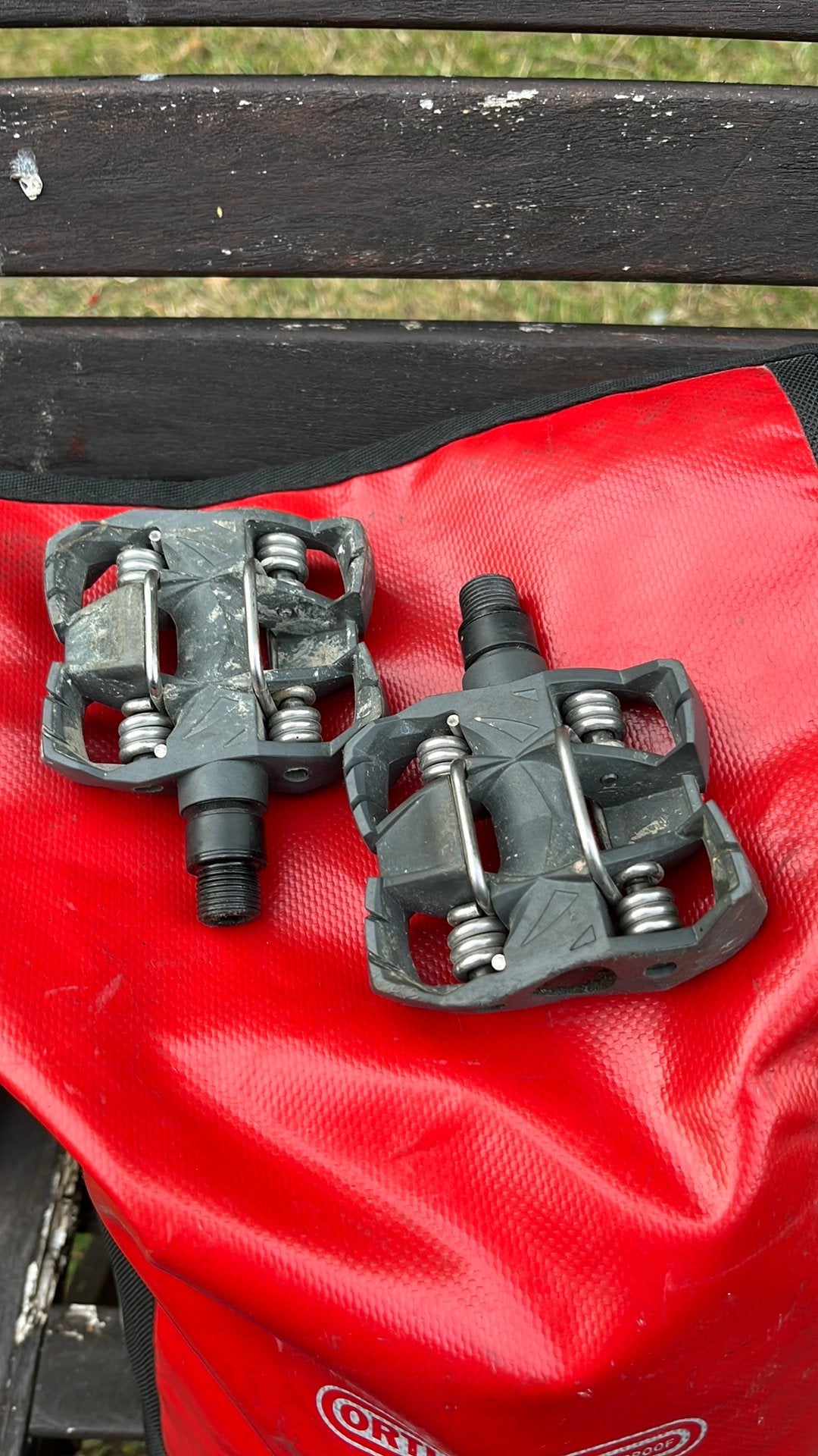 Vieux pedales clips a donner, Vélos & Vélomoteurs, Enlèvement, Utilisé