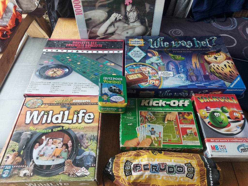 Gezelschapsspellen + kama sutra, Ophalen of Verzenden, Zo goed als nieuw