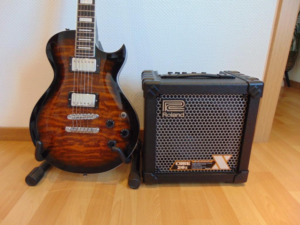 Gitaar Ibanez Les Paul + Gitaarversterker Roland Cube 20X ., Ophalen, Nieuw, Elektrisch, 6-snarig