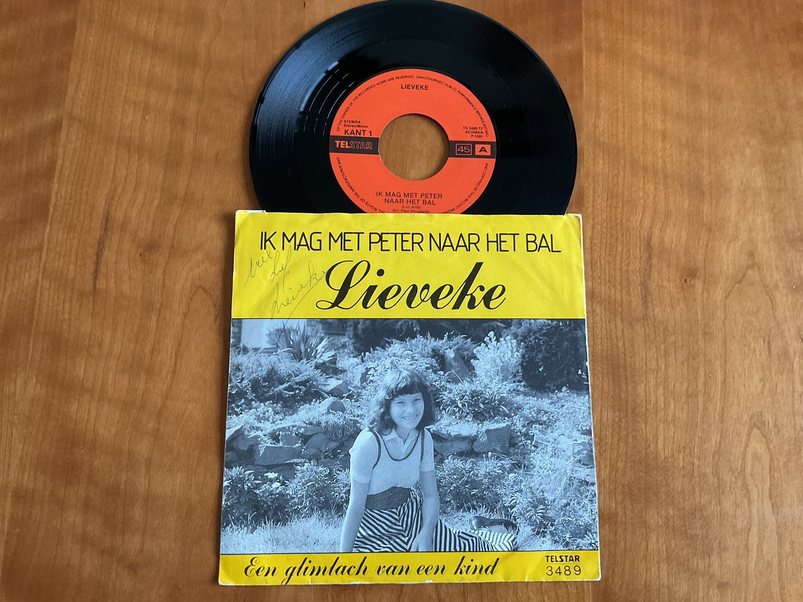 Lieveke - Ik mag met Peter naar het bal., Gesigneerd, Ophalen of Verzenden, Gebruikt