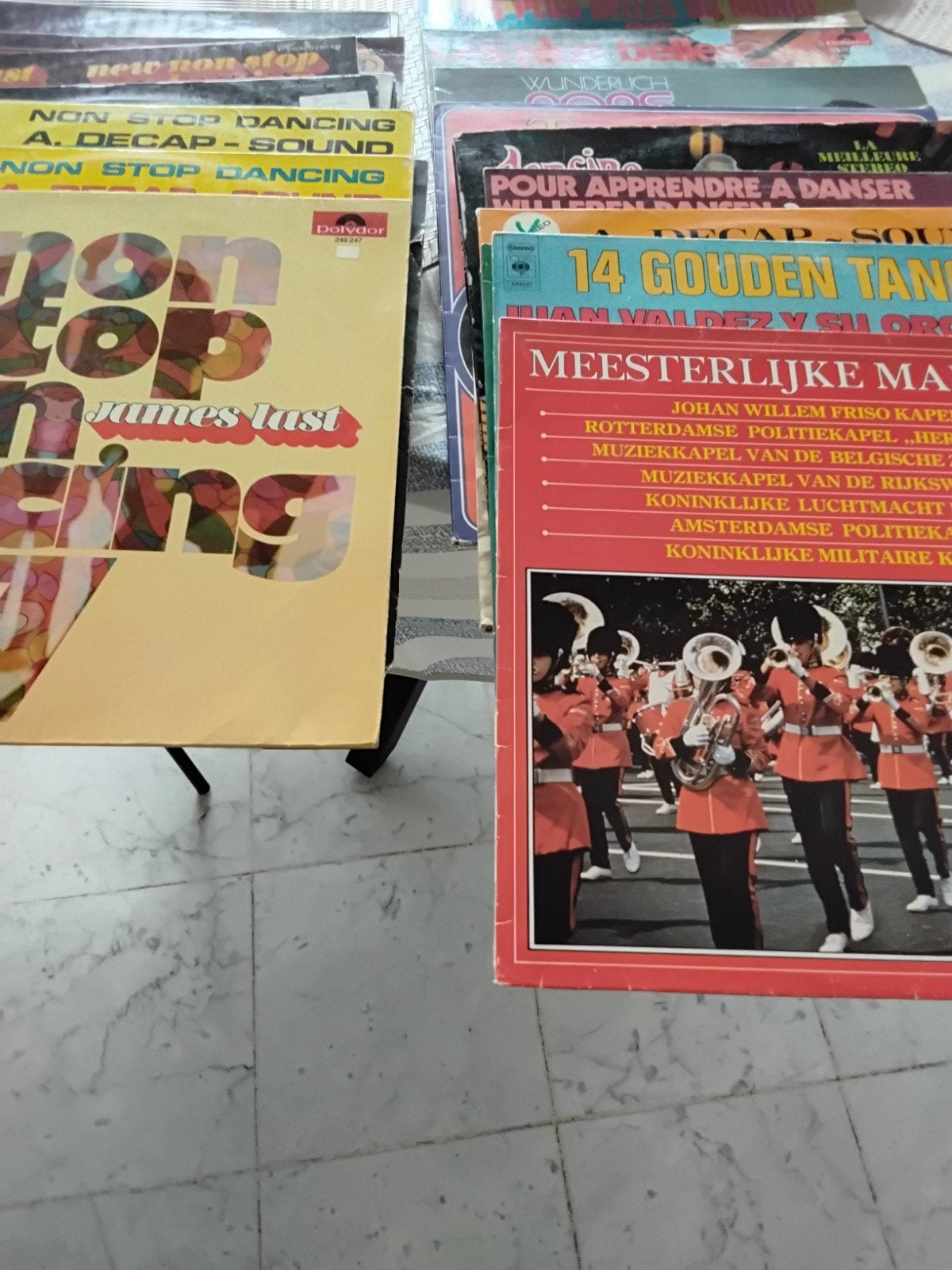 lot van verschillende elpees dans, CD & DVD, Vinyles | Musique du monde, Enlèvement