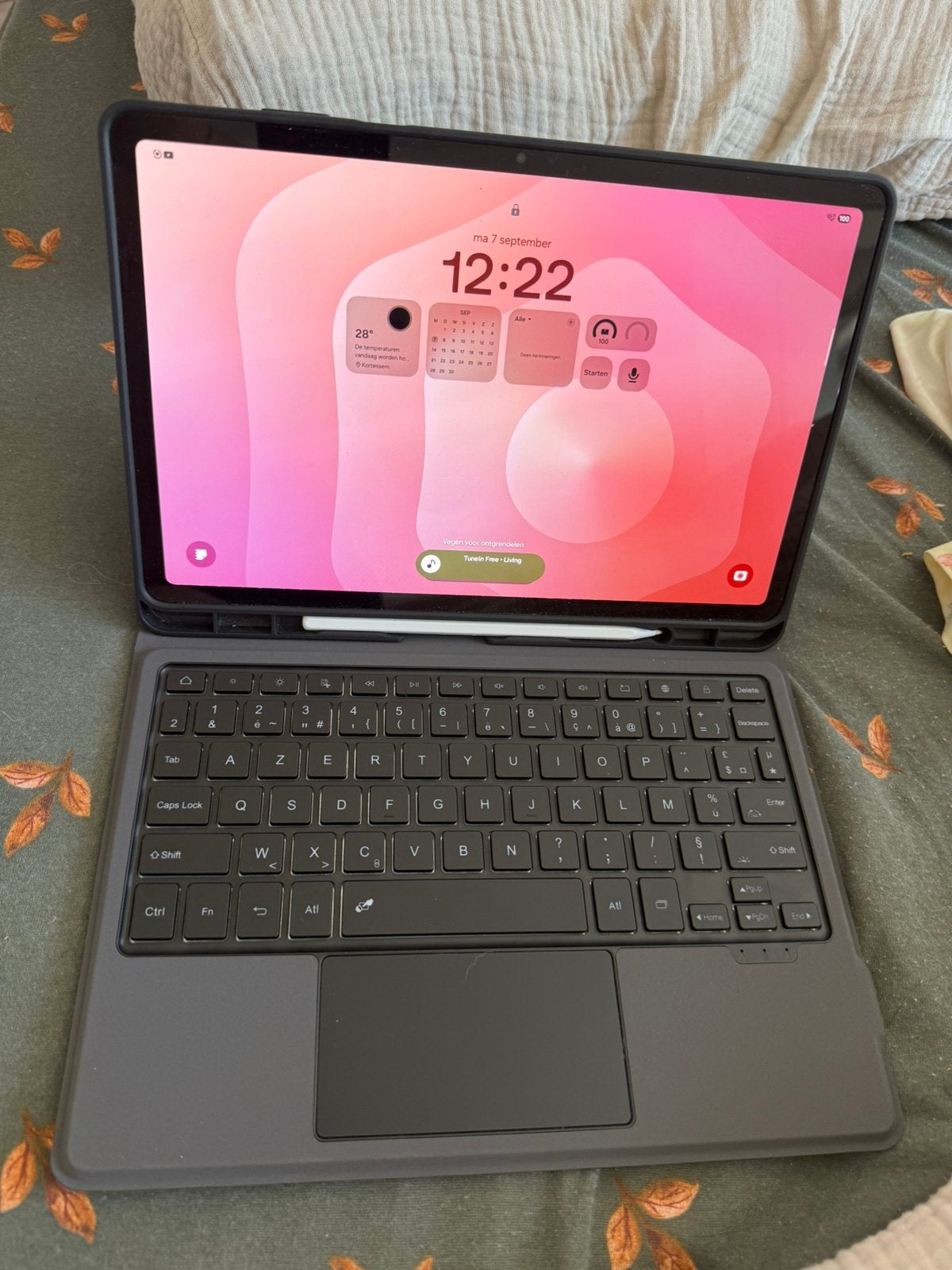 Samsung tab S11 met keyboard cover, Computers en Software, Ophalen, Zo goed als nieuw