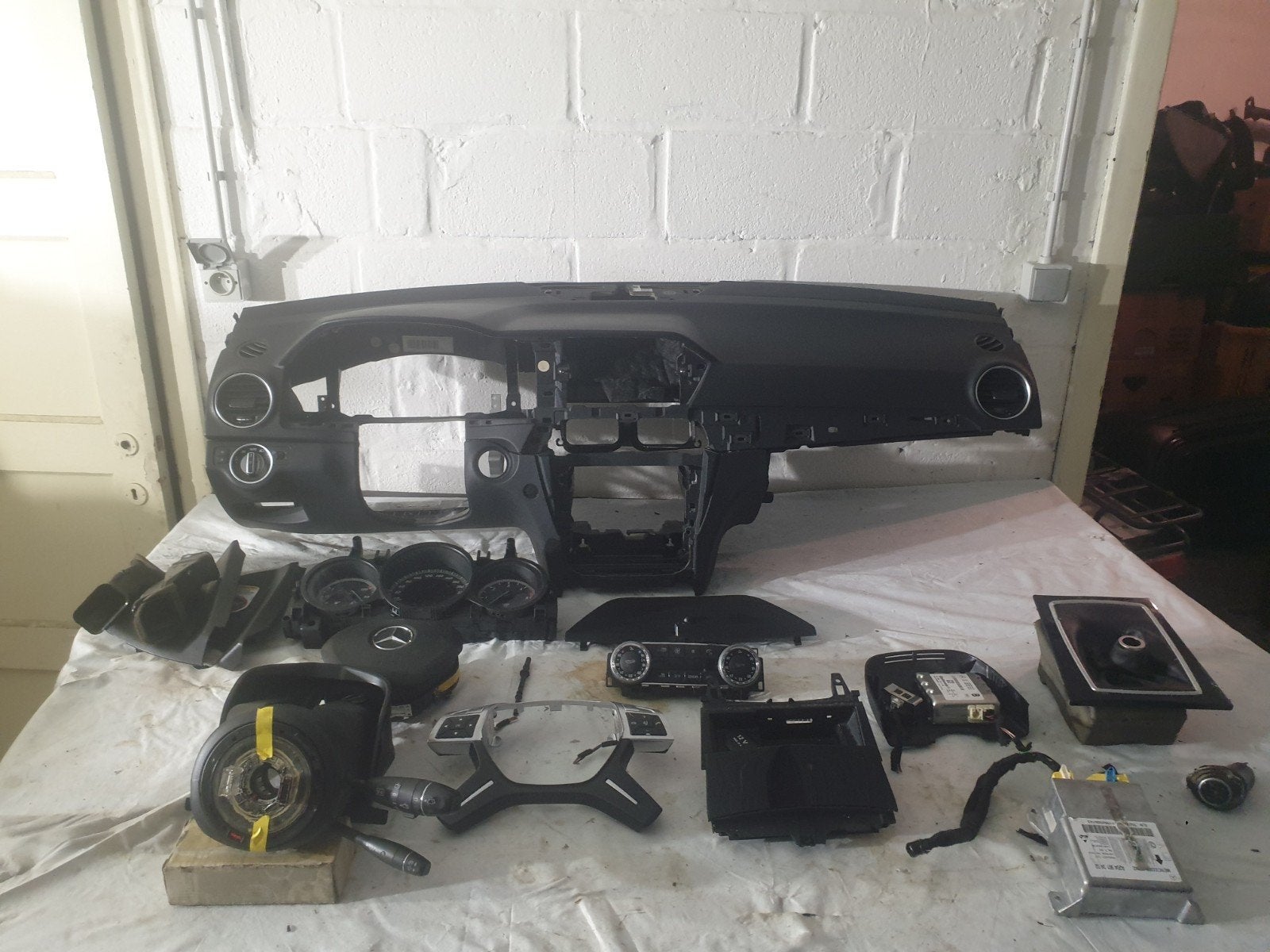 Pieces mercedes classe c w204 BREAK 2012 facelift, Enlèvement ou Envoi