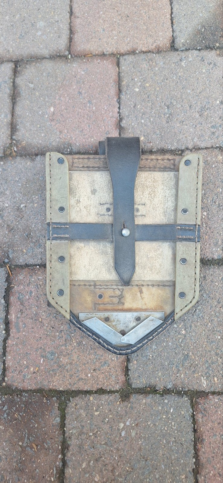 Porte pelle allemand Sable, Enlèvement