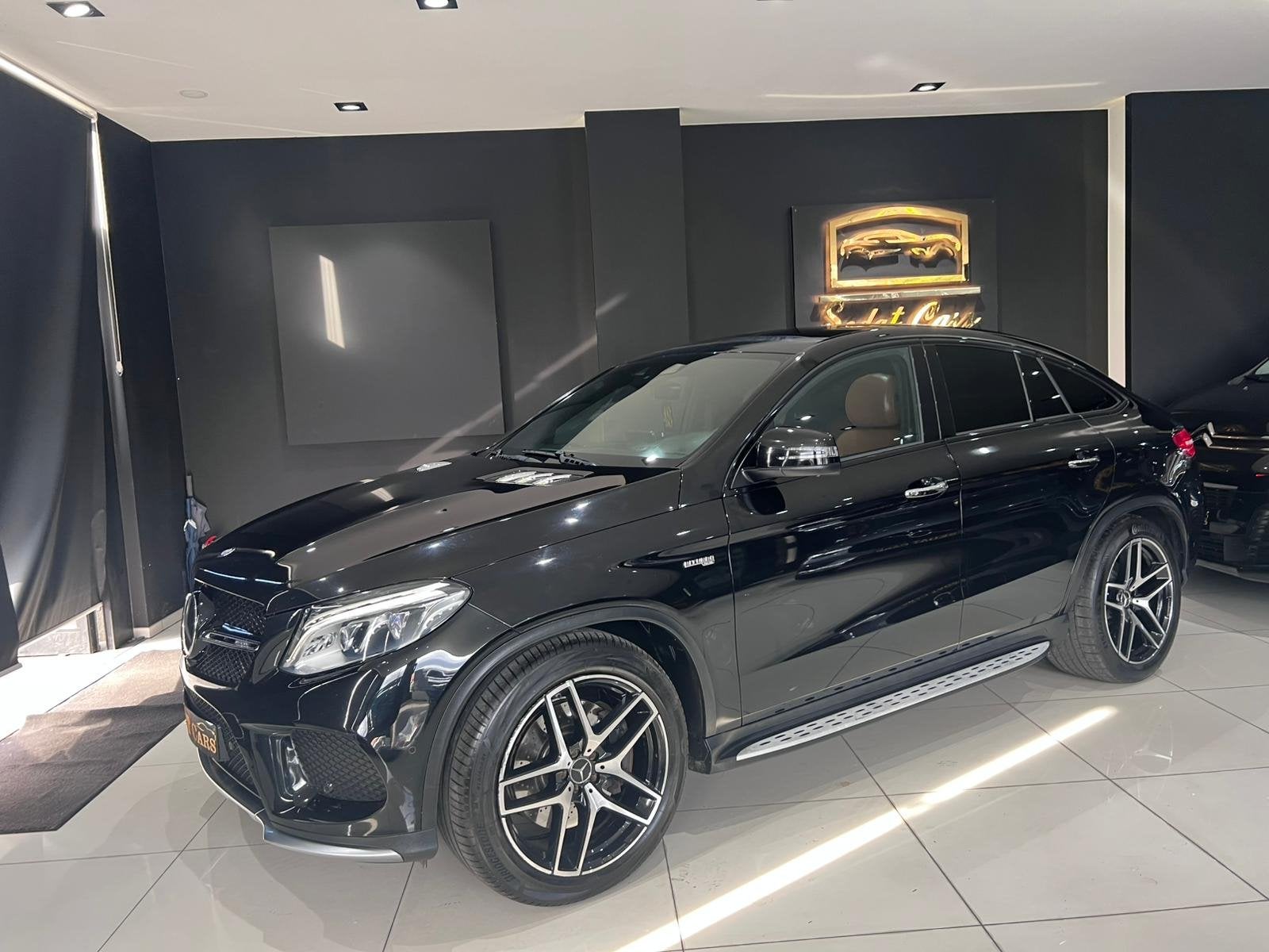 MERCEDES AMG GLE 43 COUPÉ 3.0 450 AMG 4MATIC 9G-TRONIC, Auto's, 2240 kg, Gebruikt, GLE, Leder