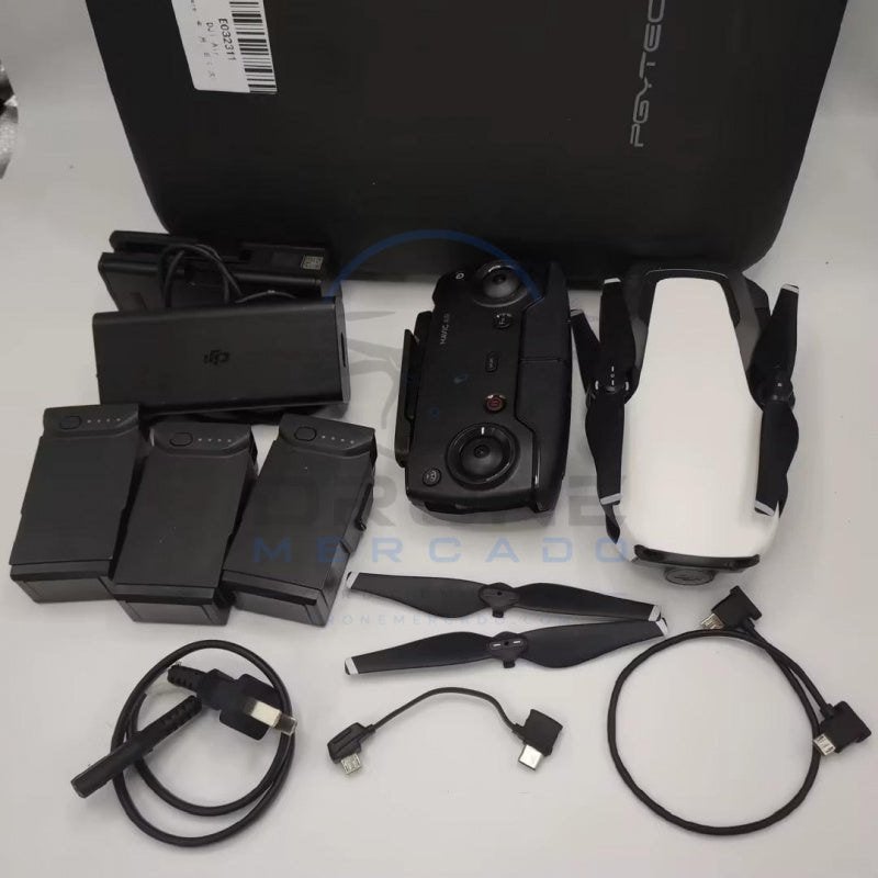 DJI Air Gen 1 Fly More Combo 95%, 250 tot 900 gram, Gebruikt, 30 tot 45 minuten, Cameradrone