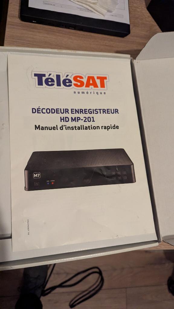 Décodeur TéléSAT M7 - Neuf !, Enlèvement ou Envoi, Neuf, Accessoires d'antenne (parabolique), Autres marques