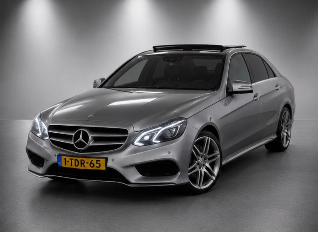 Mercedes E300 BlueTEC HYBRID AMG | 360 | Pano | FR Car, Autos, Mercedes-Benz, Particulier, Caméra 360°, Diesel, Automatique, Cuir