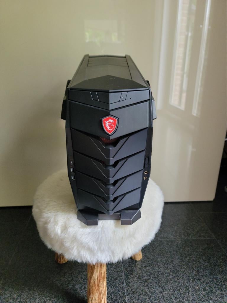MSI Aegis 3, Informatique & Logiciels, Ordinateurs de bureau, Utilisé, 2 à 3 Ghz, HDD, SSD, 8 GB, Gaming, Enlèvement ou Envoi