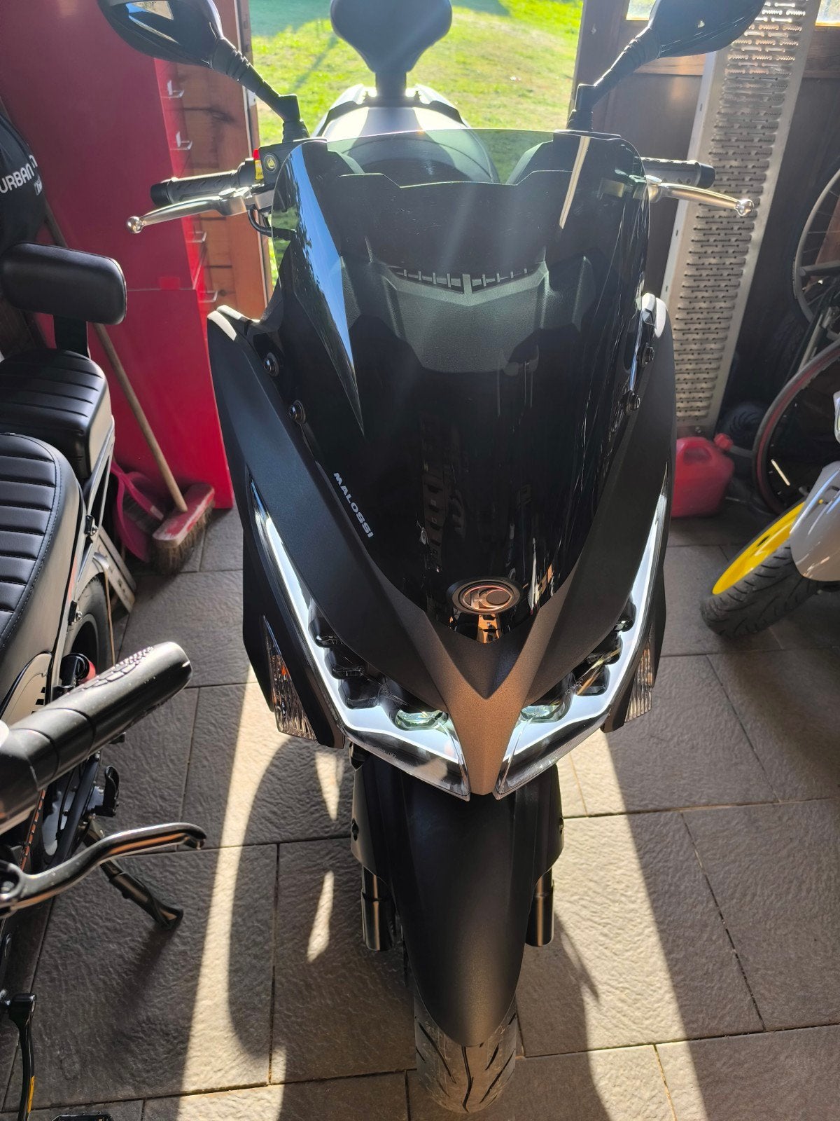 scooter Kymco x ton 125cc neuf 0km!! garantie 5ans, Enlèvement