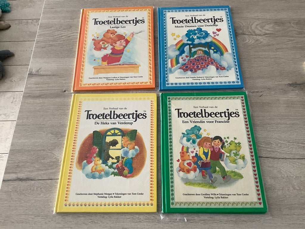 Troetelbeertjes (Care Bears) verschillende voorleesboeken, Gelezen, Non-fictie, Parker Brothers, Jongen of Meisje