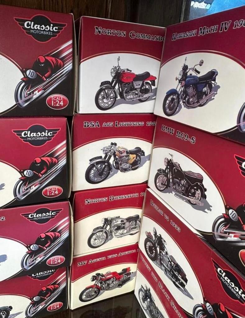 Miniatuur motoren, Ophalen of Verzenden, Zo goed als nieuw